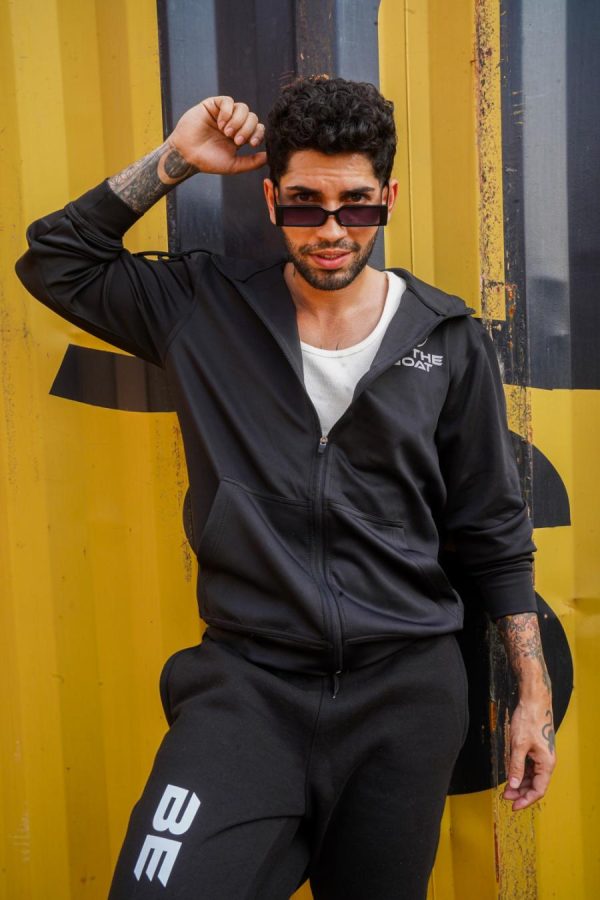 Hoodie Ten - Image 4